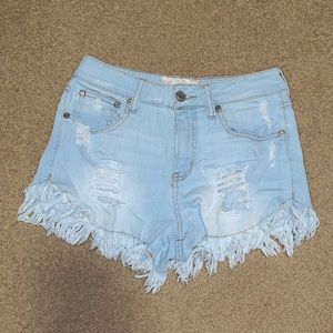 Altar’d state: fringe jean shorts (25/1)